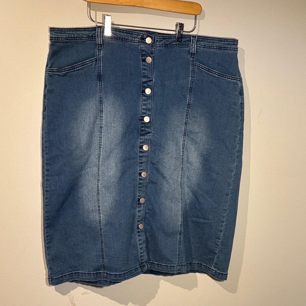 Dex stylish Classic Blue Button-Down denim  Pencil Skirt
